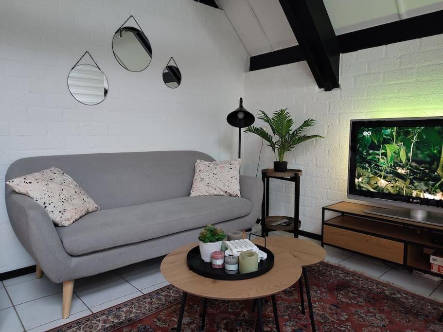 Vrijstaande Recreatiebungalow Met Slaapvide Posterholt Екстериор снимка