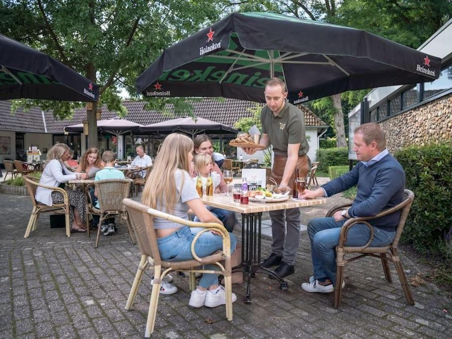 Vrijstaande Recreatiebungalow Met Slaapvide Posterholt Екстериор снимка